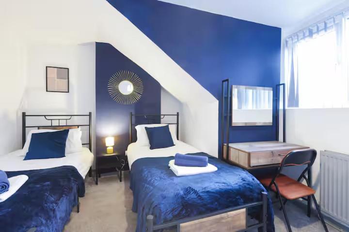 Pet-Friendly 3Br Home, Sleeps 7, 1 Mile From City Centre Λιντς Εξωτερικό φωτογραφία