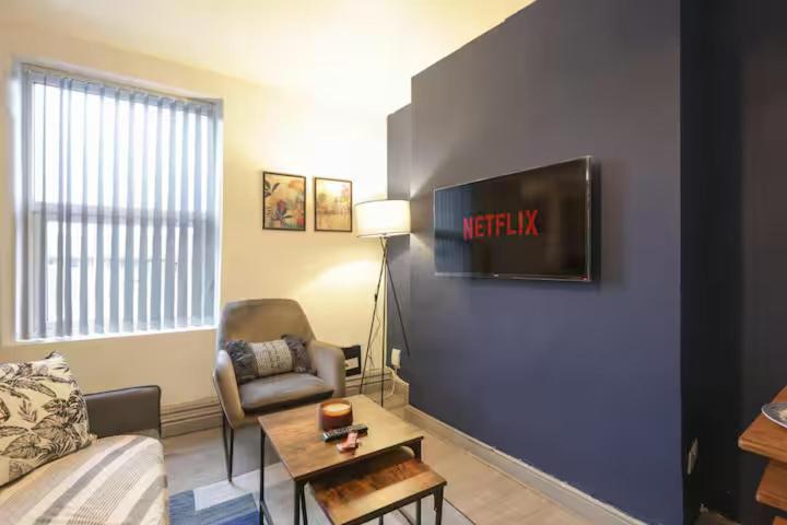 Pet-Friendly 3Br Home, Sleeps 7, 1 Mile From City Centre Λιντς Εξωτερικό φωτογραφία
