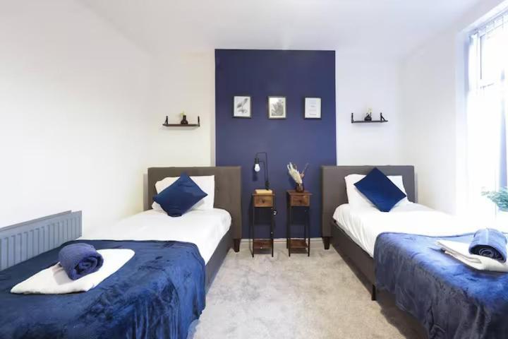Pet-Friendly 3Br Home, Sleeps 7, 1 Mile From City Centre Λιντς Εξωτερικό φωτογραφία
